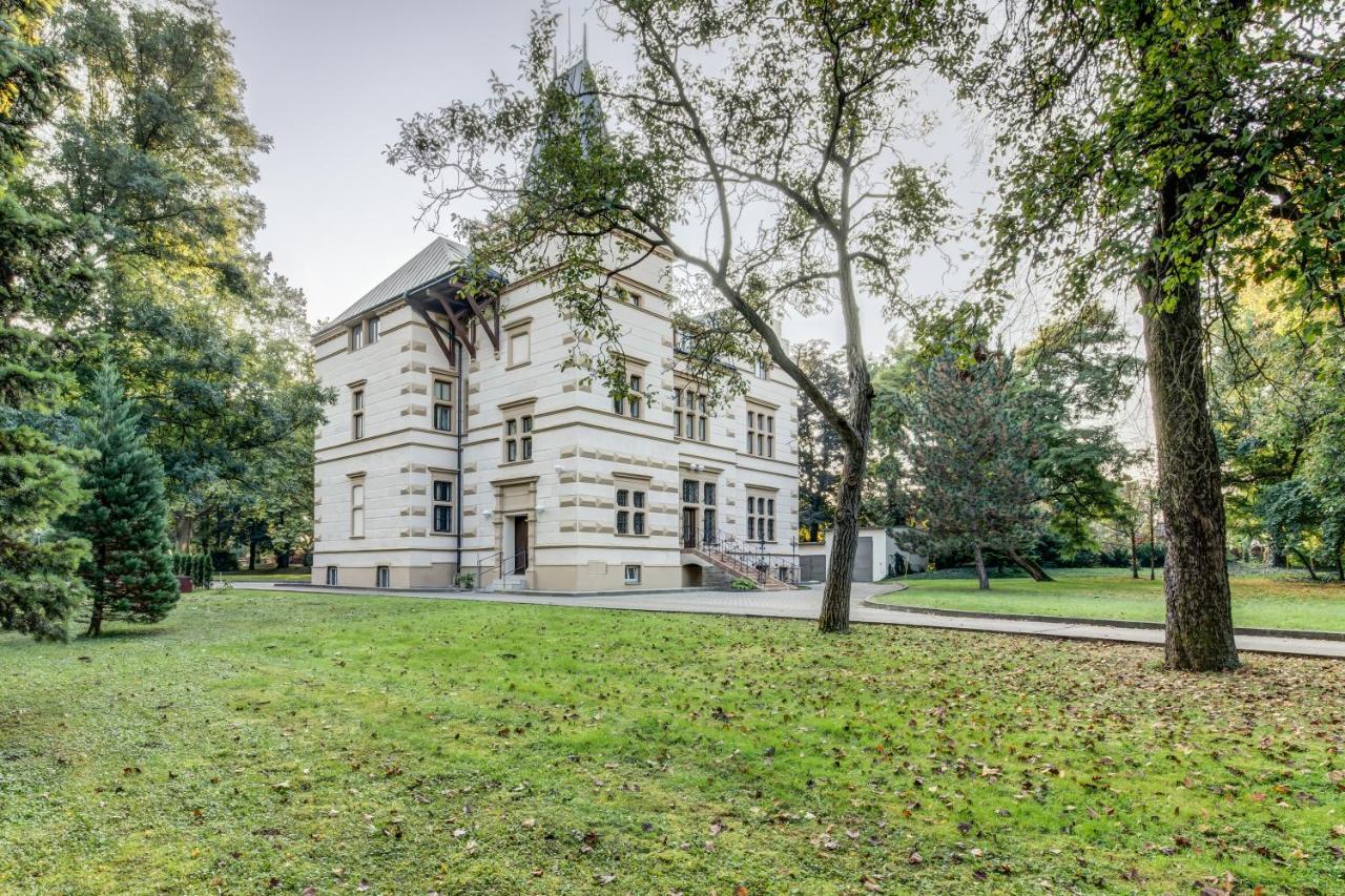 Vila Austerlitz Екстериор снимка