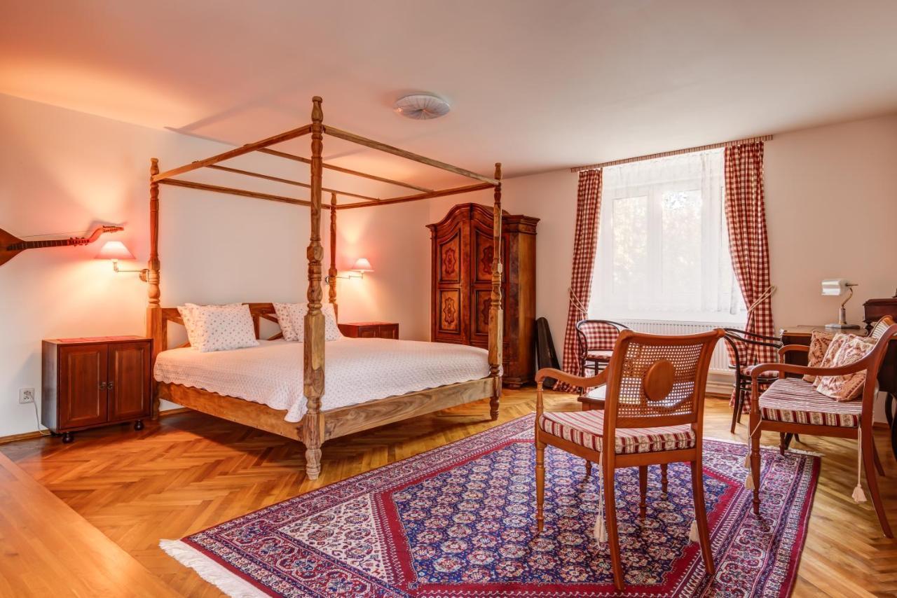 Vila Austerlitz Екстериор снимка